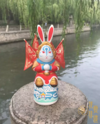 泉城兔子王帶你在護城河畔走一走
